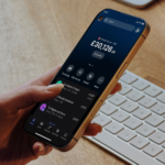Werbemittel von Revolut illustriert Funktionen der Banking-App