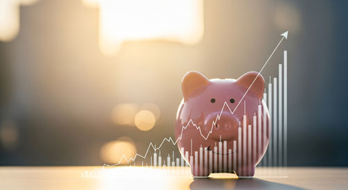 Sparschwein mit Diagramm und Pfeil nach oben