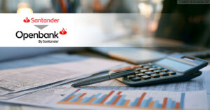 Es sind die Logos der Santander und Openbank und ein Taschenrechner und ein Stift zu sehen.